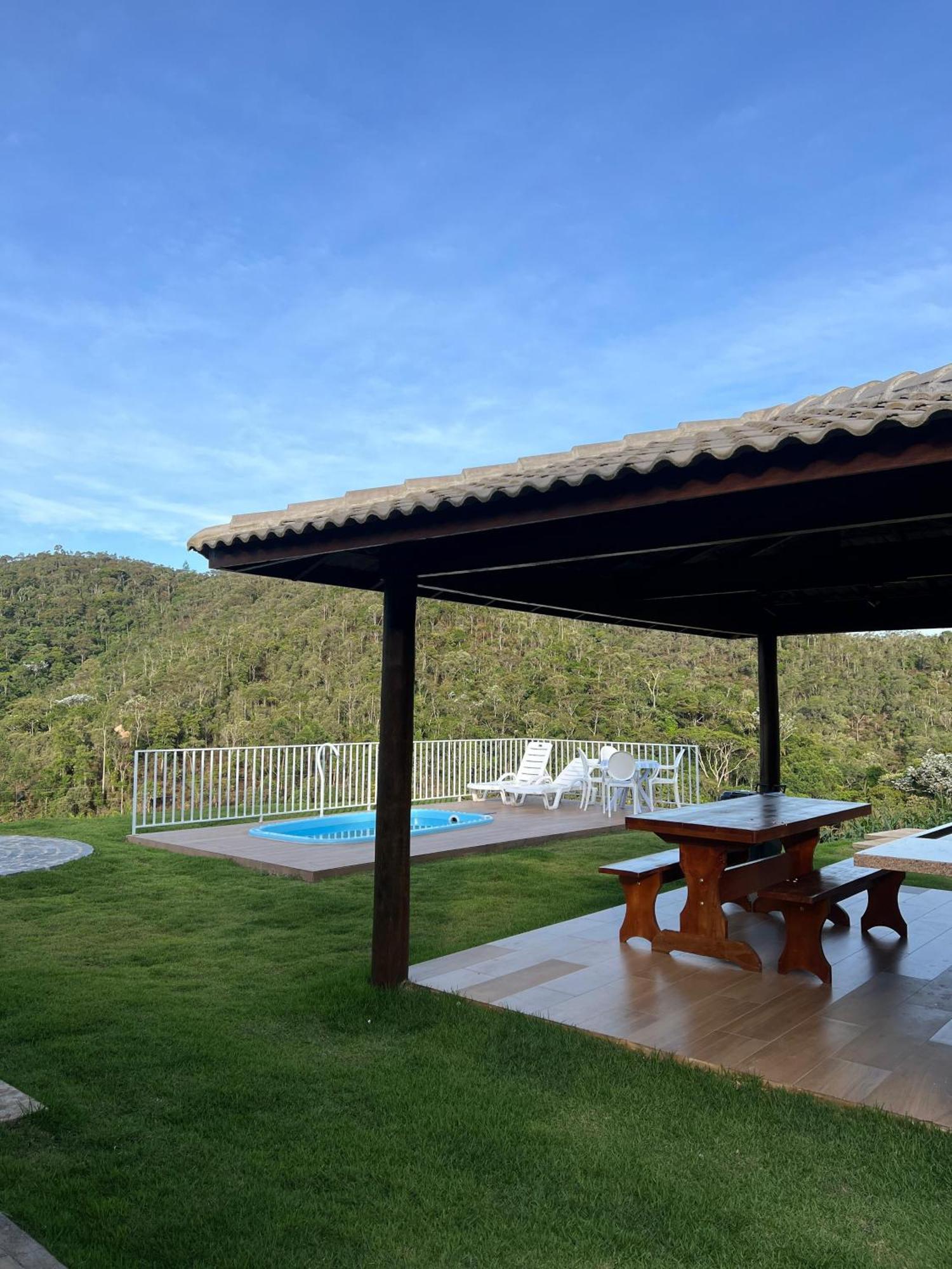 Terras Claras Pousada E Lazer Alfredo Chaves Ngoại thất bức ảnh